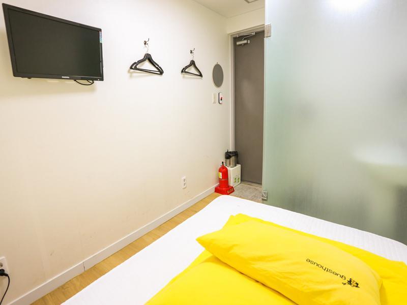 24 Guesthouse Dongdaemun Market Σεούλ Δωμάτιο φωτογραφία