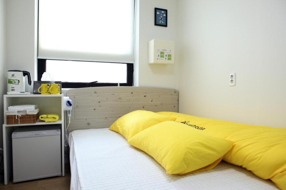 24 Guesthouse Dongdaemun Market Σεούλ Δωμάτιο φωτογραφία